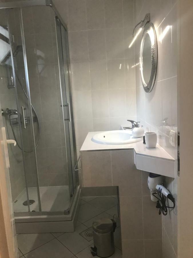 Sara Apartments Baška Voda Eksteriør billede