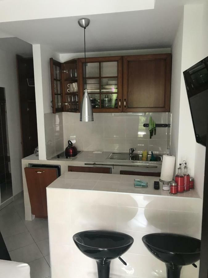 Sara Apartments Baška Voda Eksteriør billede
